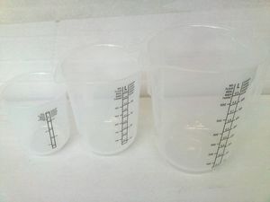 WHITE LABEL - 3 verres doseurs gradués en plastique - Verre Doseur