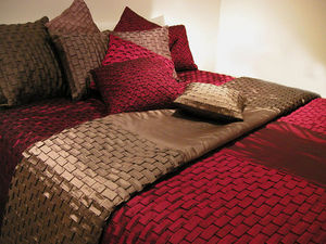 Nitin Goyal London - in051d10 origami pleated bed spread - Jeté De Lit
