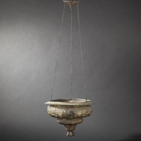 Expertissim - Lampe vasque-Expertissim-Lampe de sanctuaire en laiton repoussé  du XVIIIe 