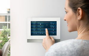  Home automation touch-screen