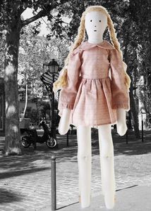 LES TOILES BLANCHES - bertille - Doll