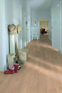 Pergo - living expression longue planche - Laminated Flooring