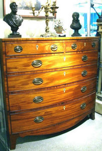 ERNEST JOHNSON ANTIQUES - federal style chest of drawers - Chest Of Drawers