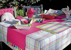 Walton & Company -  - Matching Tablecloth And Napkin Set