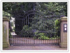 Peter Weldon Iron Designs -  - Entrance Gate
