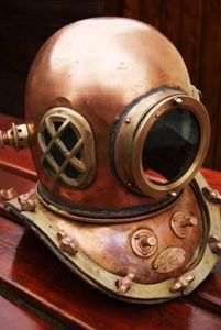 La Timonerie -  - Antique Diving Helmet