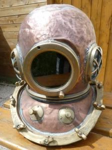 La Timonerie - casque de scaphandrier 12 boulons 1948 - Antique Diving Helmet