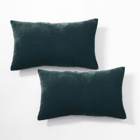 Cosyforyou - Rectangular cushion-Cosyforyou-Paire de Coussin en velours de soie, vert d'eau