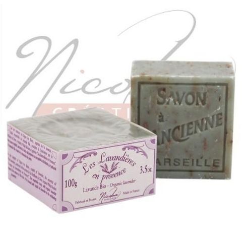 NICOLOSI CREATIONS - Bathroom soap-NICOLOSI CREATIONS-Savon de Marseille aux huiles essentilles de lavan