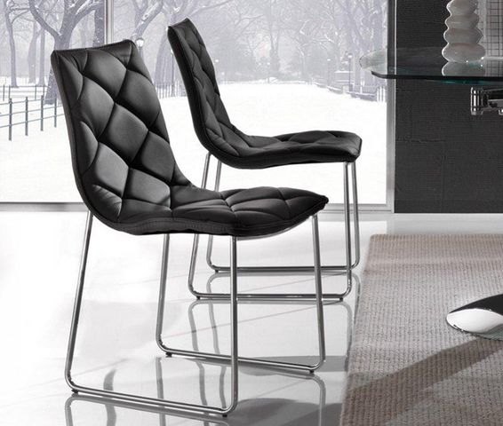 WHITE LABEL - Chair-WHITE LABEL-Lot de 2 chaises TOSCANE en simili cuir noir piéte