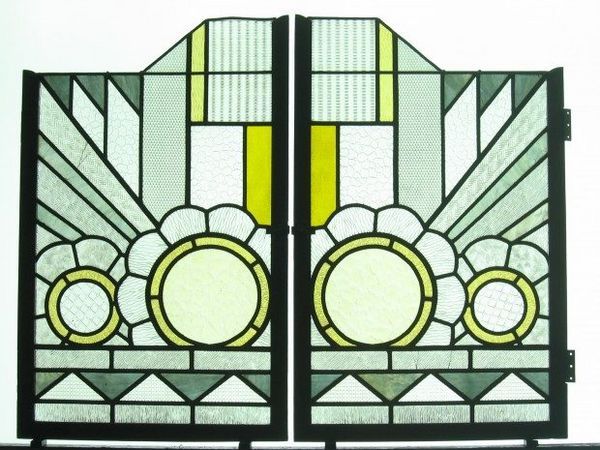 L'Antiquaire du Vitrail - Stained glass-L'Antiquaire du Vitrail