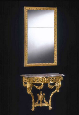 ARNOLD WIGGINS & SONS - Mirror-ARNOLD WIGGINS & SONS-Miroir du XVIIIème en bois sculpté doré