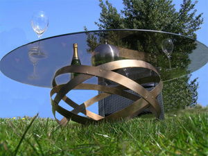 Douelledereve - table basse en métal et verre finition bronze 90x3 - Gartentisch