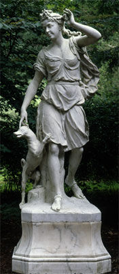 BARBARA ISRAEL GARDEN ANTIQUES - Statue-BARBARA ISRAEL GARDEN ANTIQUES-Important Marble Figure of Diana