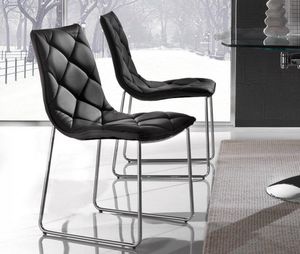 WHITE LABEL - lot de 2 chaises toscane en simili cuir noir piéte - Silla