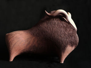 ATHENA JAHANTIGH - taureau - Escultura De Animal