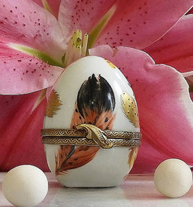 Laure Selignac - oeuf senteur - Uovo Decorativo